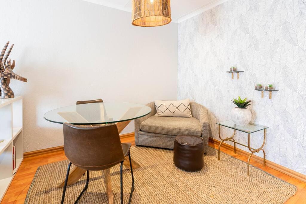 Modern Apartment In Culturally Vibrant Melville 22 Johannesburg Exterior photo